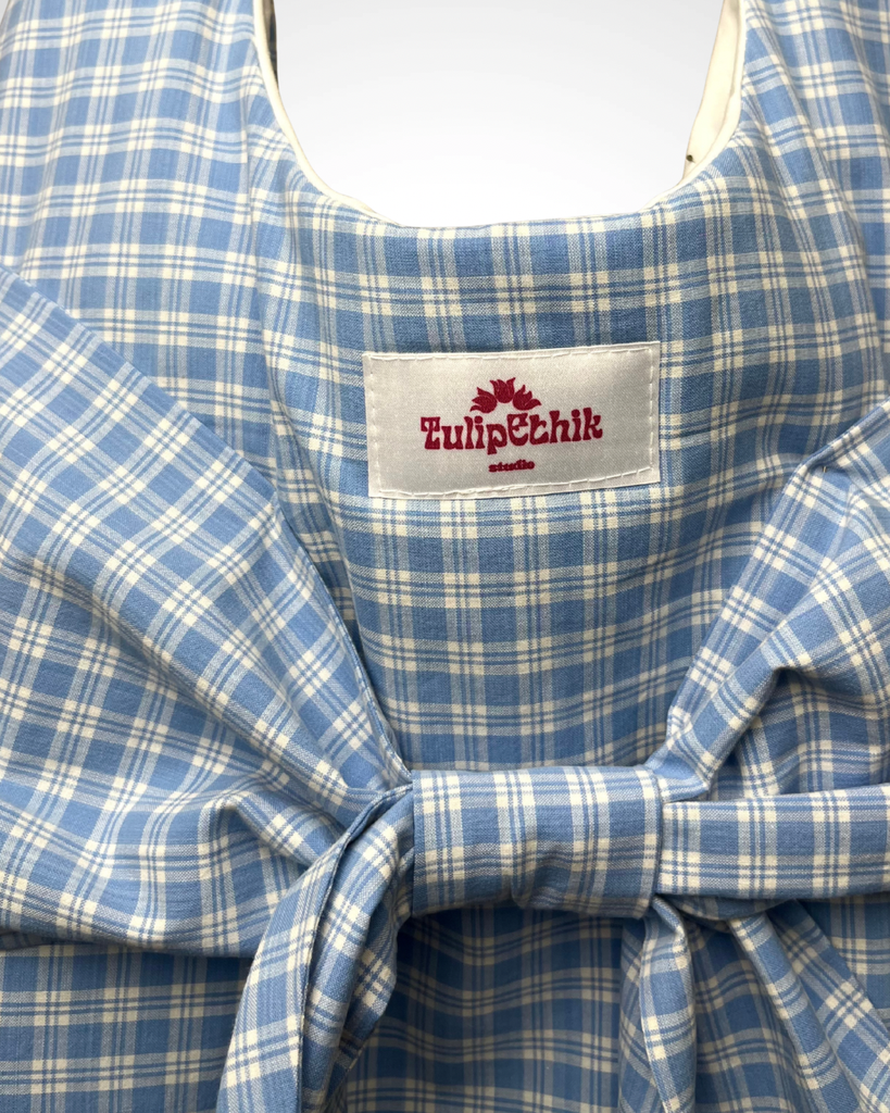 Pink Grey Creative Feminine Fashion Quote Instagram Post - L.webp